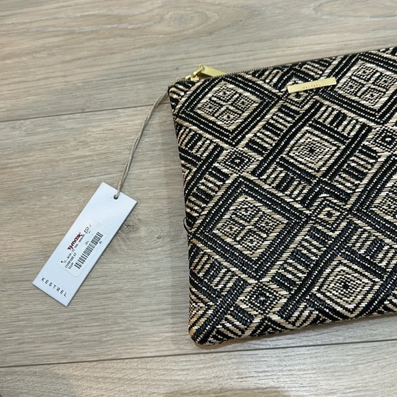 NWT Clutch by Kestrel - Picture 2 of 3